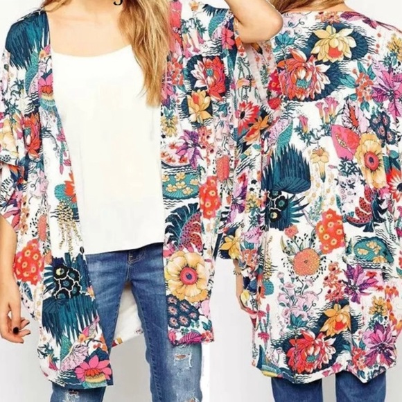 OSFM Tops - 🌸ONLY 1 LEFT🌺ADORABLE OPEN KIMONO 🌸🌺